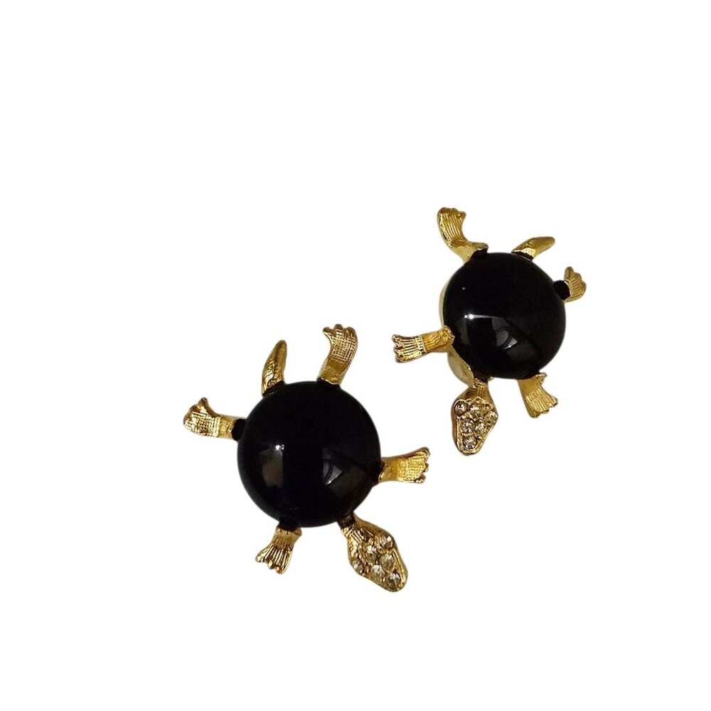 Fabulous And Unique Glass Designer Turtle Earrings (A8763)